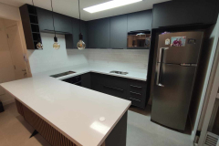 Cozinha-em-U-em-Quartzo-Stone-Branco-Puro